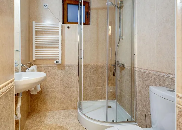 Winter Heaven Grand Monastery דירה פמפורובו